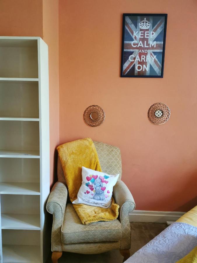 Peaceful Retreat Hideaway Surrey Διαμέρισμα Esher Εξωτερικό φωτογραφία